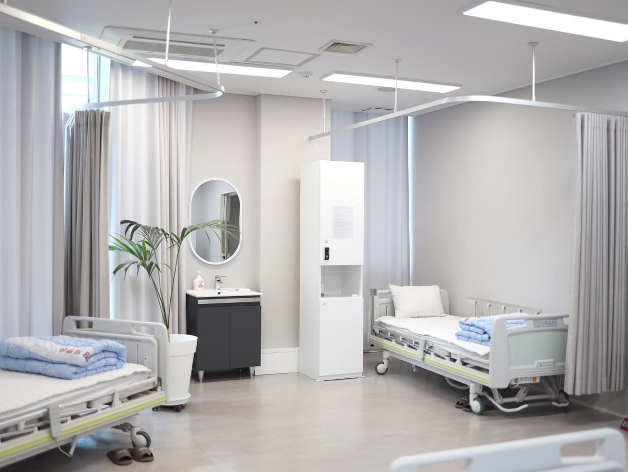 Love Care Clinic 2